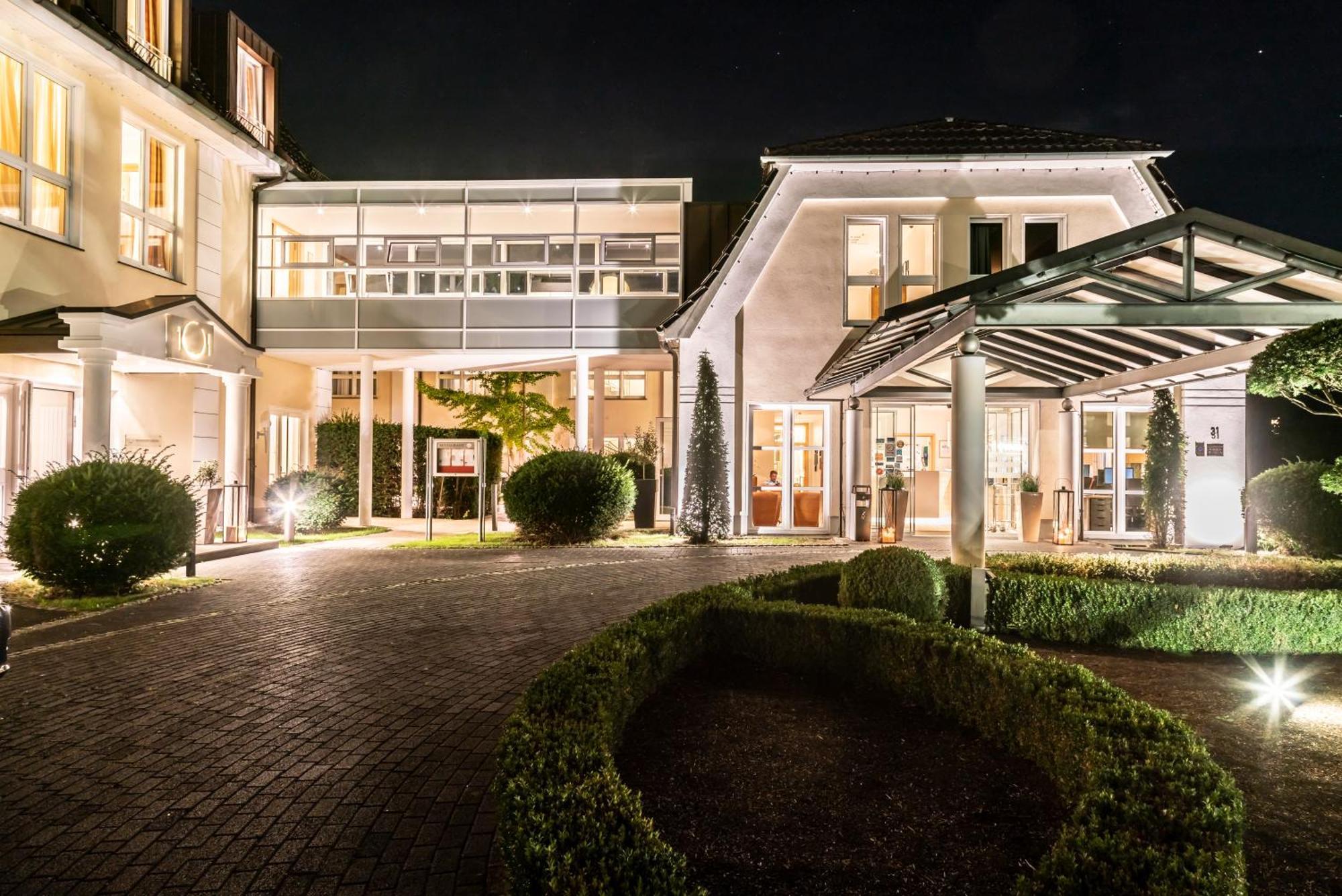 Hotel Sonne レーダ・ヴィーデンブリュック エクステリア 写真