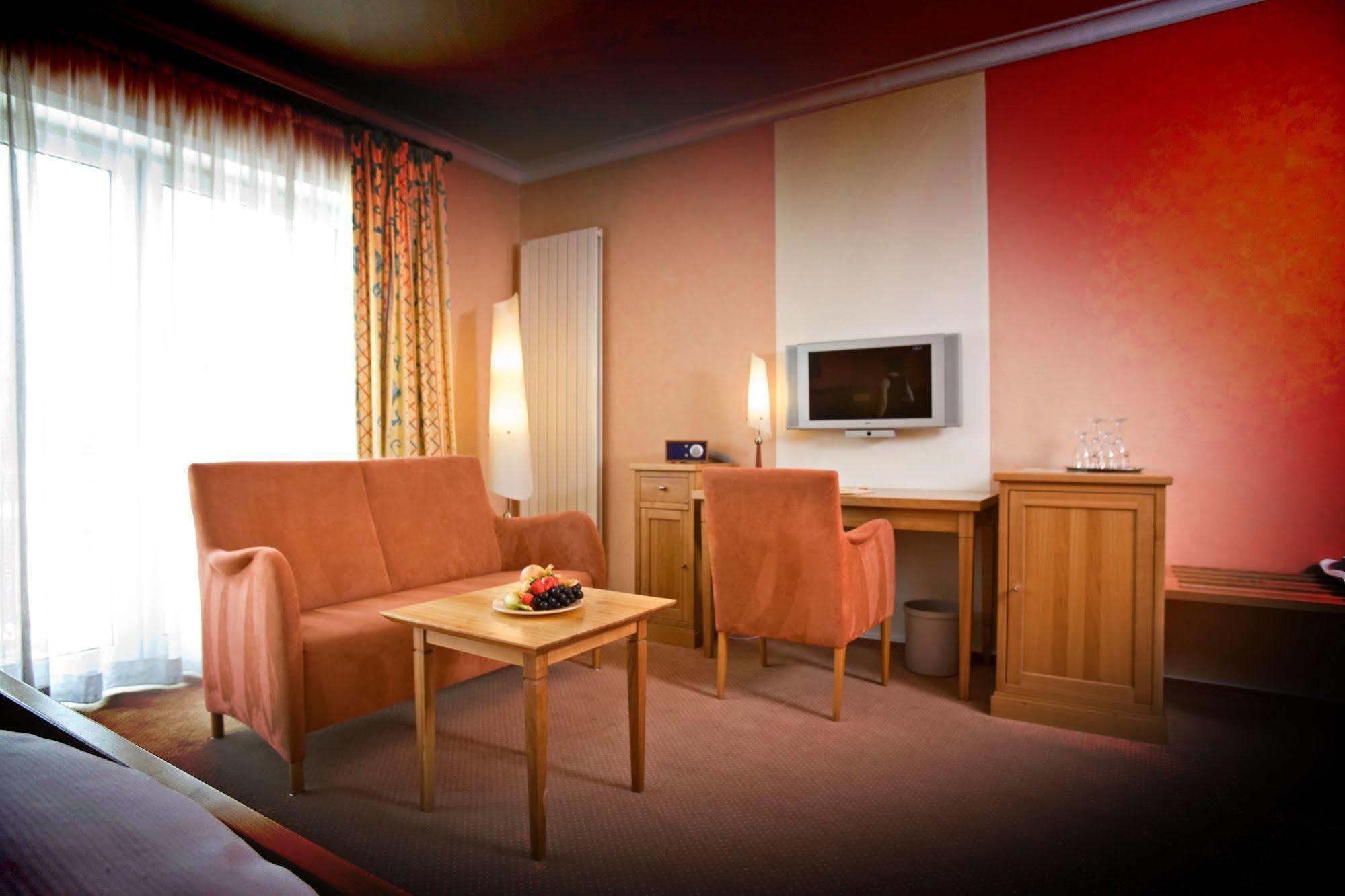 Hotel Sonne レーダ・ヴィーデンブリュック エクステリア 写真